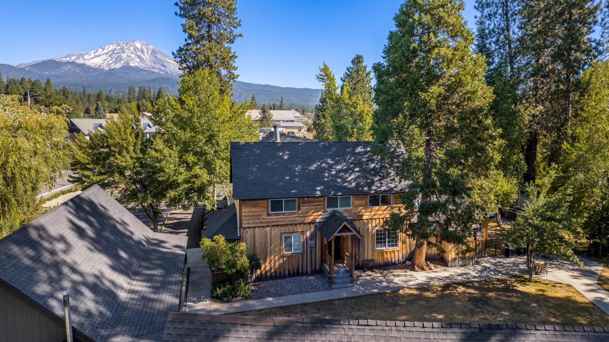 Shasta View Lodge McCloud Extérieur photo
